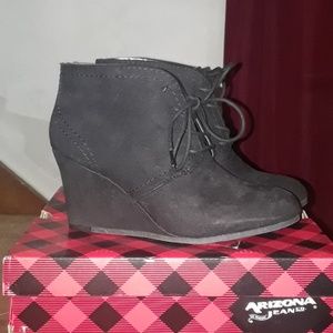 Arizona wedge heal ankle boots